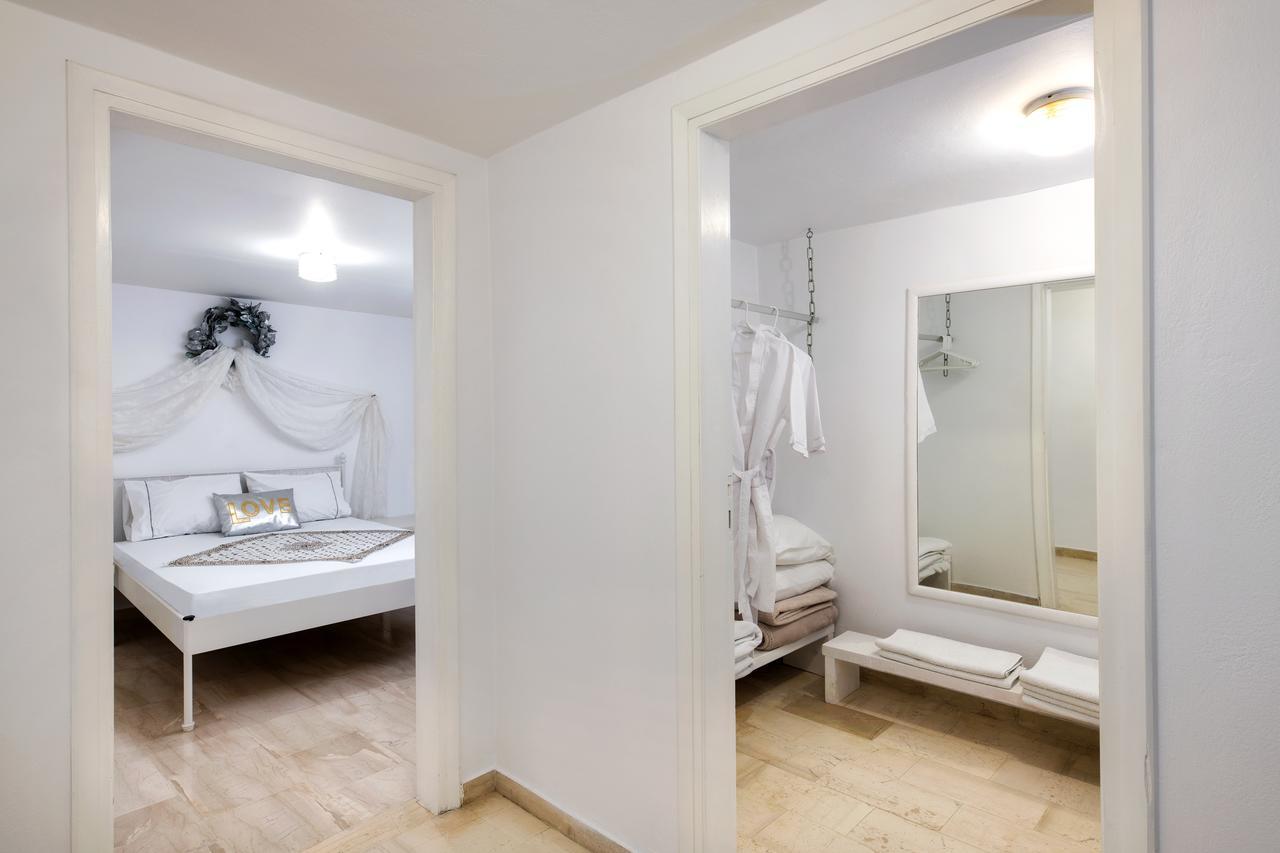 Sol Mare Salis Apartment Kamari  Exterior photo